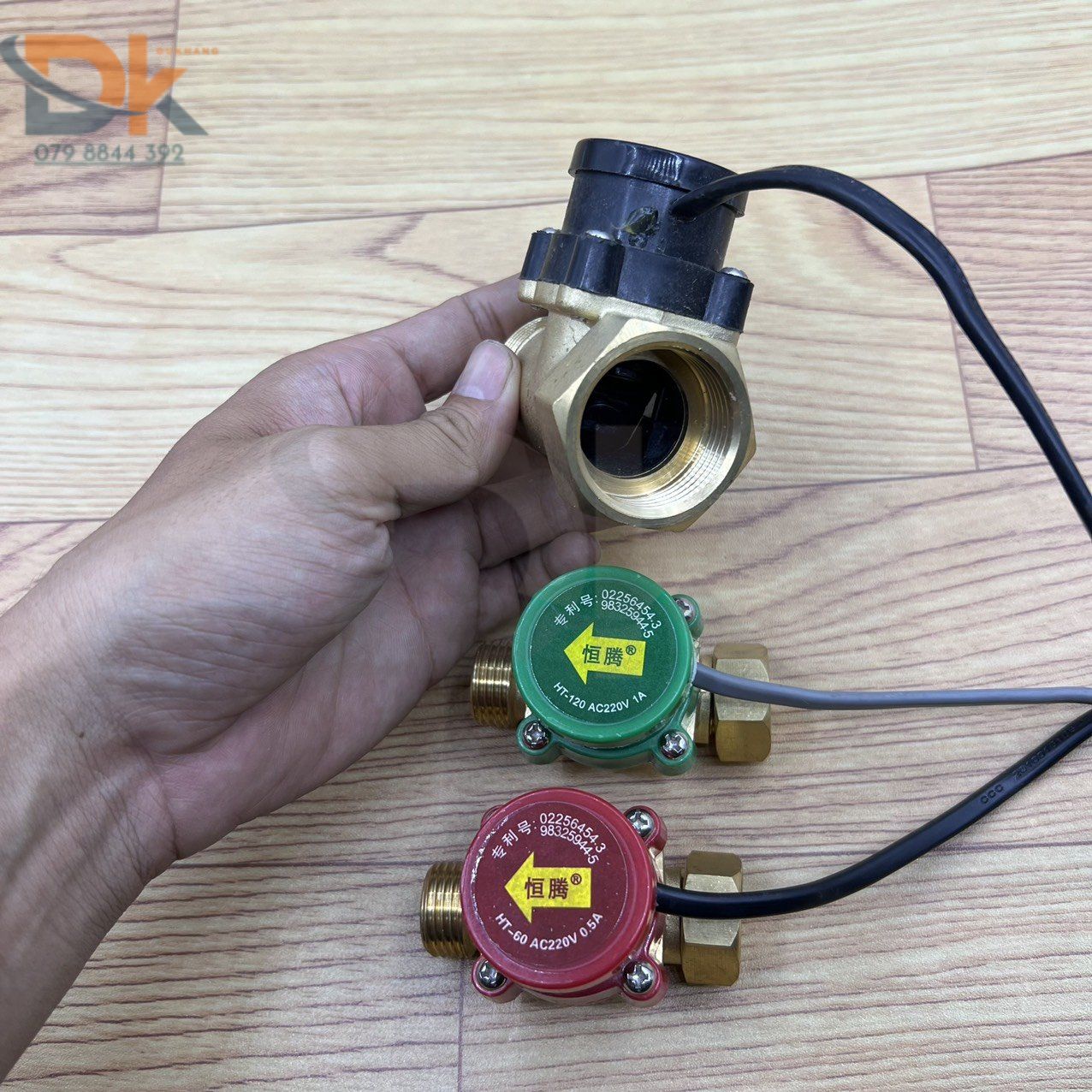 Rơ le máy bơm tăng áp - Cảm biến dòng chảy