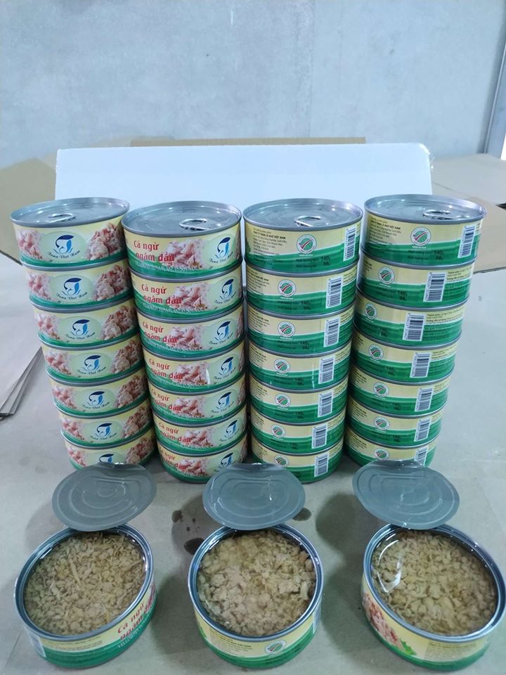 48 lon cá ngừ ngâm dầu 120-140g (thịt xé)