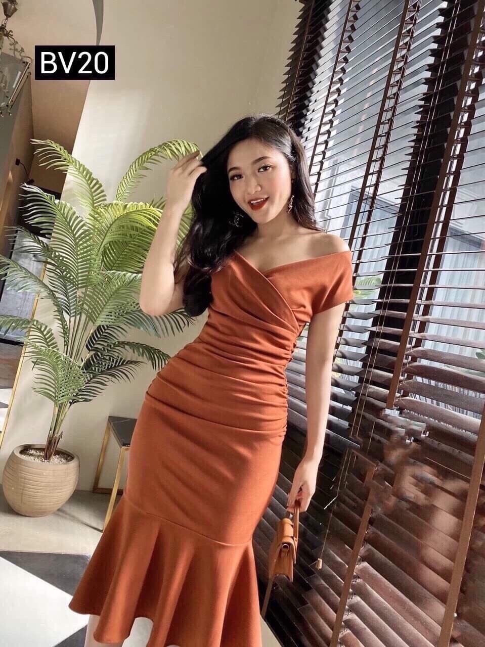 [HCM]Đầm Ôm Nhún Sườn Đuôi Cá Trễ Vai