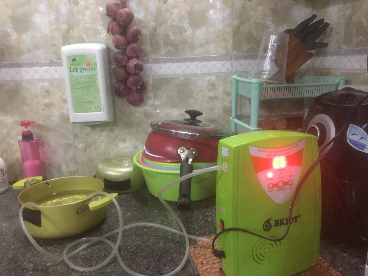 Máy Ozone MS05 BKIDT giúp khử độc thực phẩm, rau củ quả
