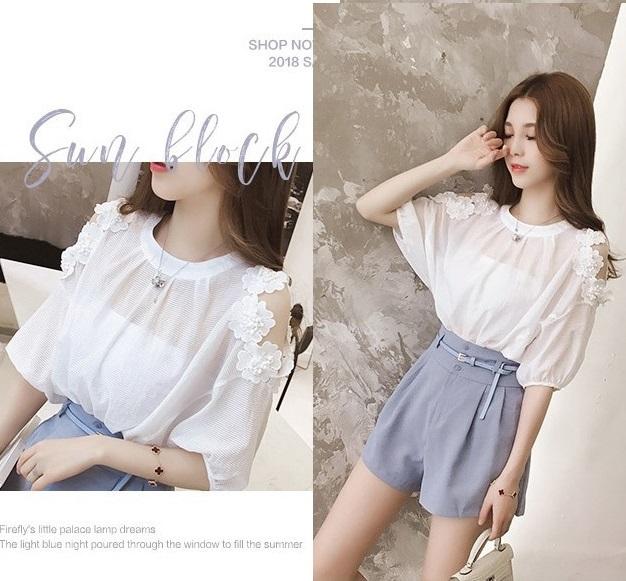 Áo Kiểu Hở Vai Đính Hoa - New Thoi Trang