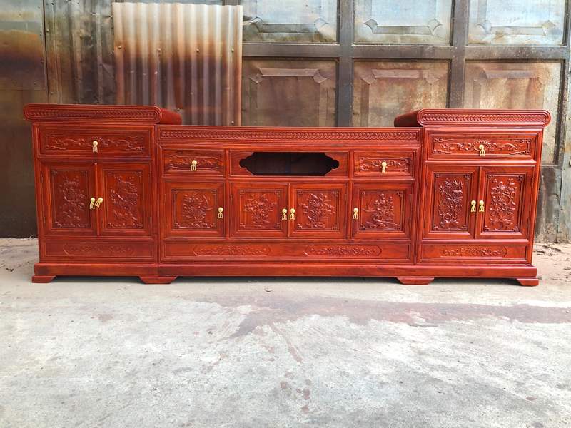 Kệ Tivi Gỗ Mõ Lõm Gỗ Hương Đá