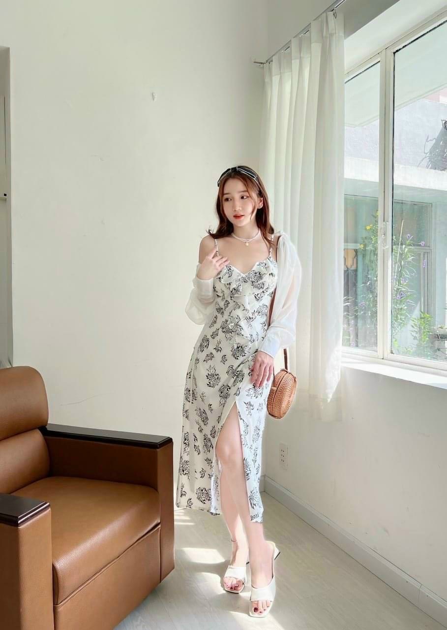 Đầm thời trang nữ mặc đi chơi chất voan hoạ tiết in hoa maxi xẻ tà dài kèm áo khoác voan