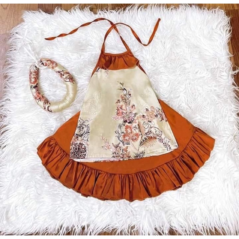 Set yếm kèm mấn cưng xỉu cho bé