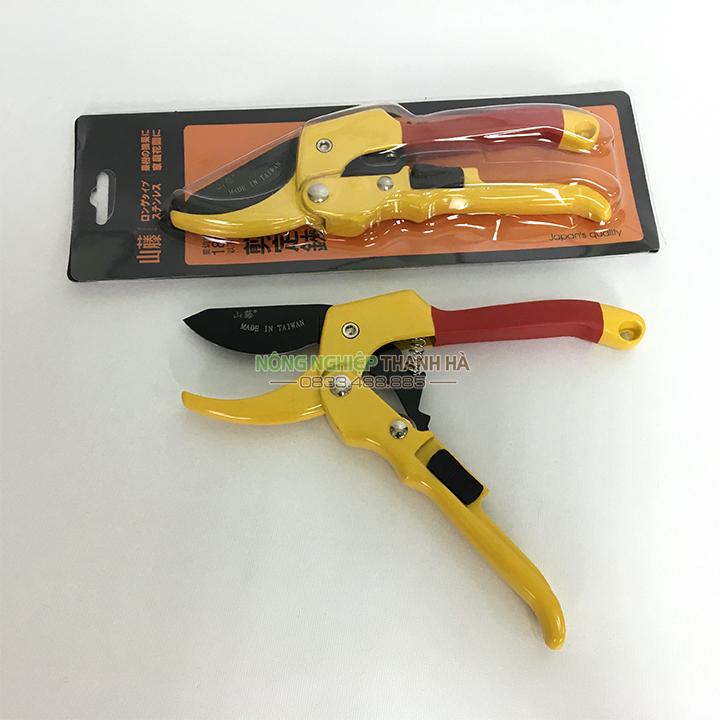 Kéo tỉa cành cộng lực màu vàng