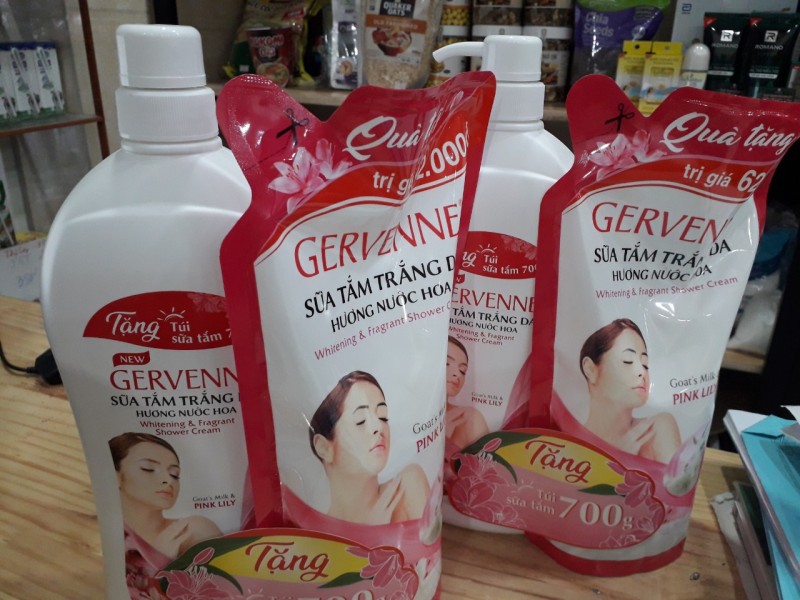 Combo Sữa Tắm Trắng Da Gervenne 1,2lít + túi 700ml