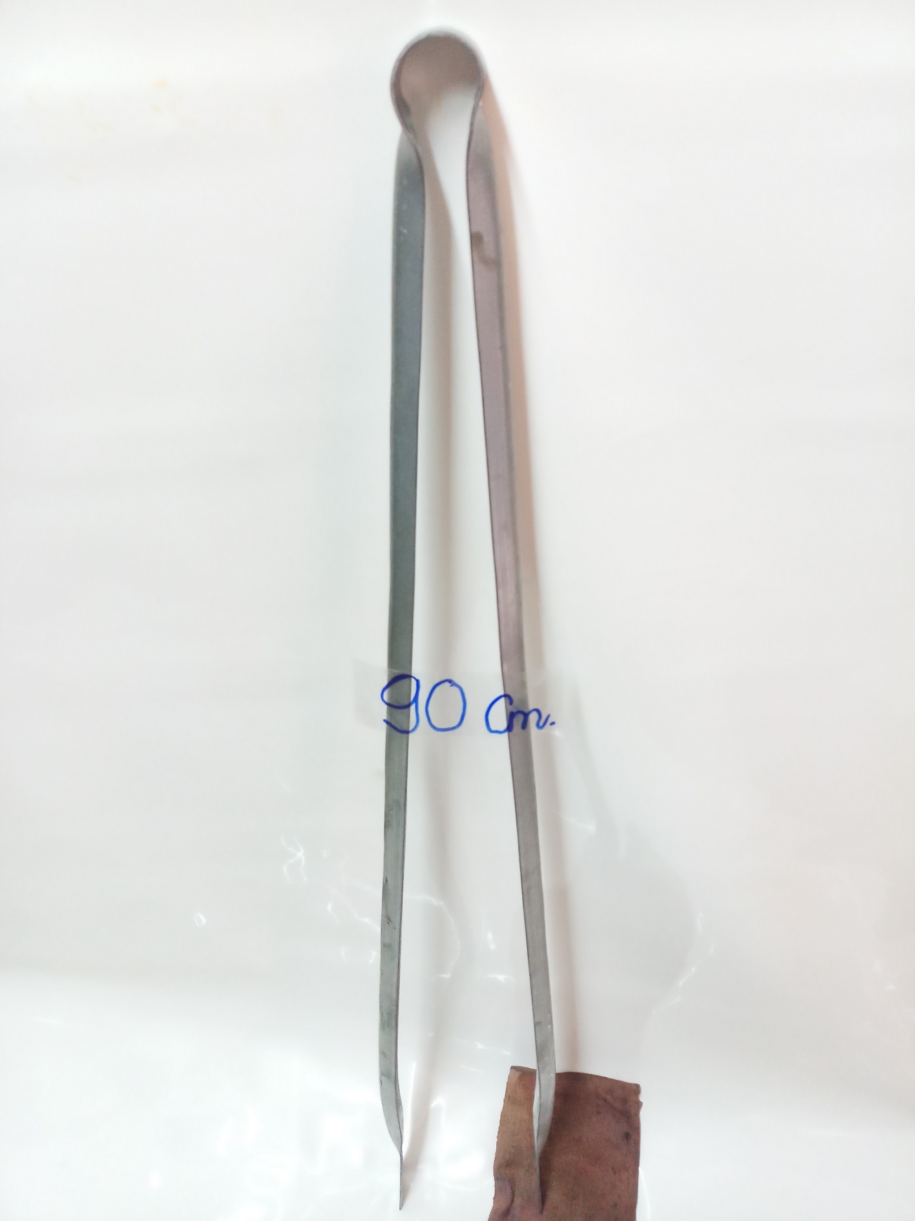 Cây kẹp gắp than củi thép cán dài 90cm.