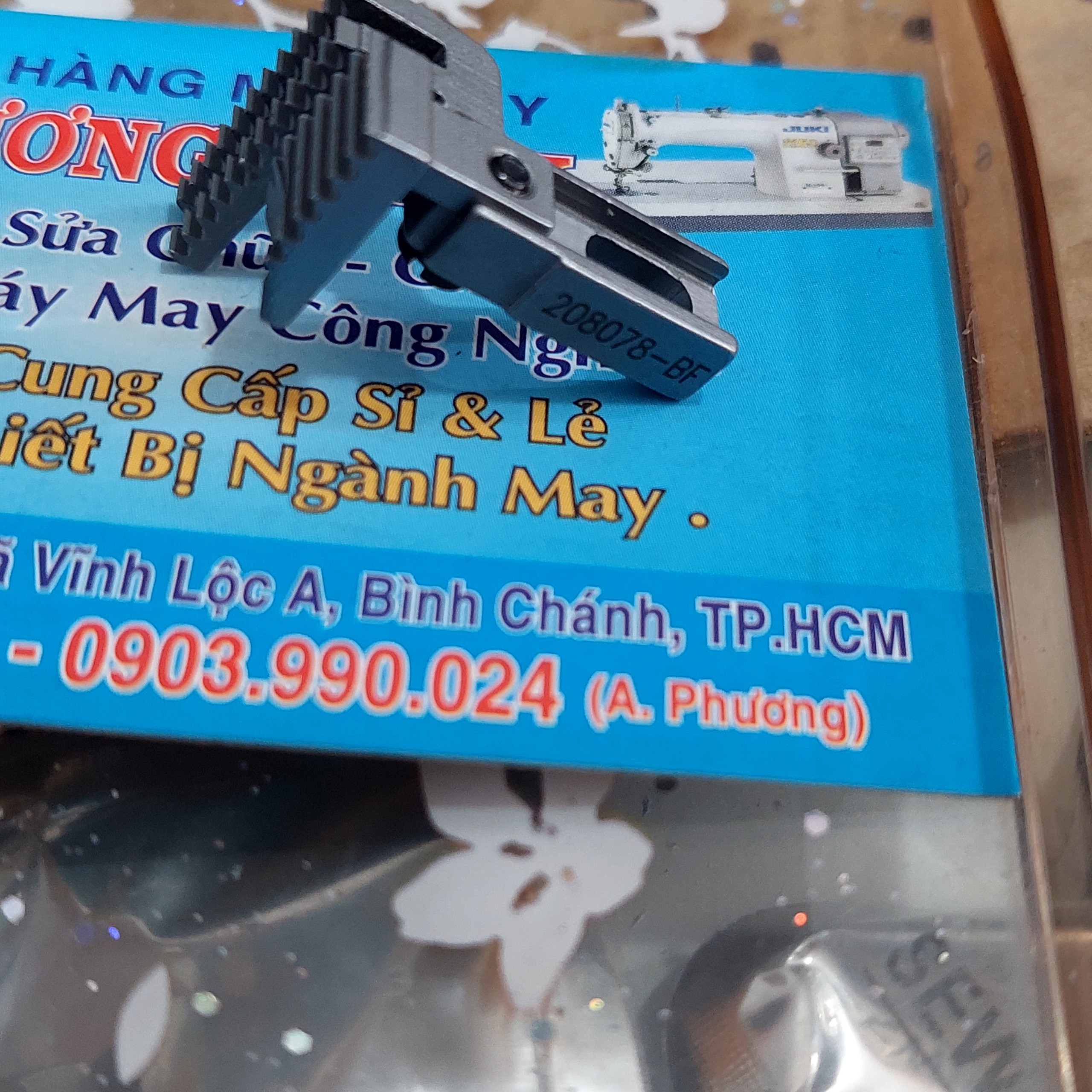 com bo răng cưa mặt nguyệt vắt sổ pegasus 4 chỉ