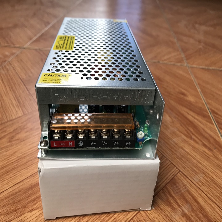 Nguồn tổ ong 18V 10A