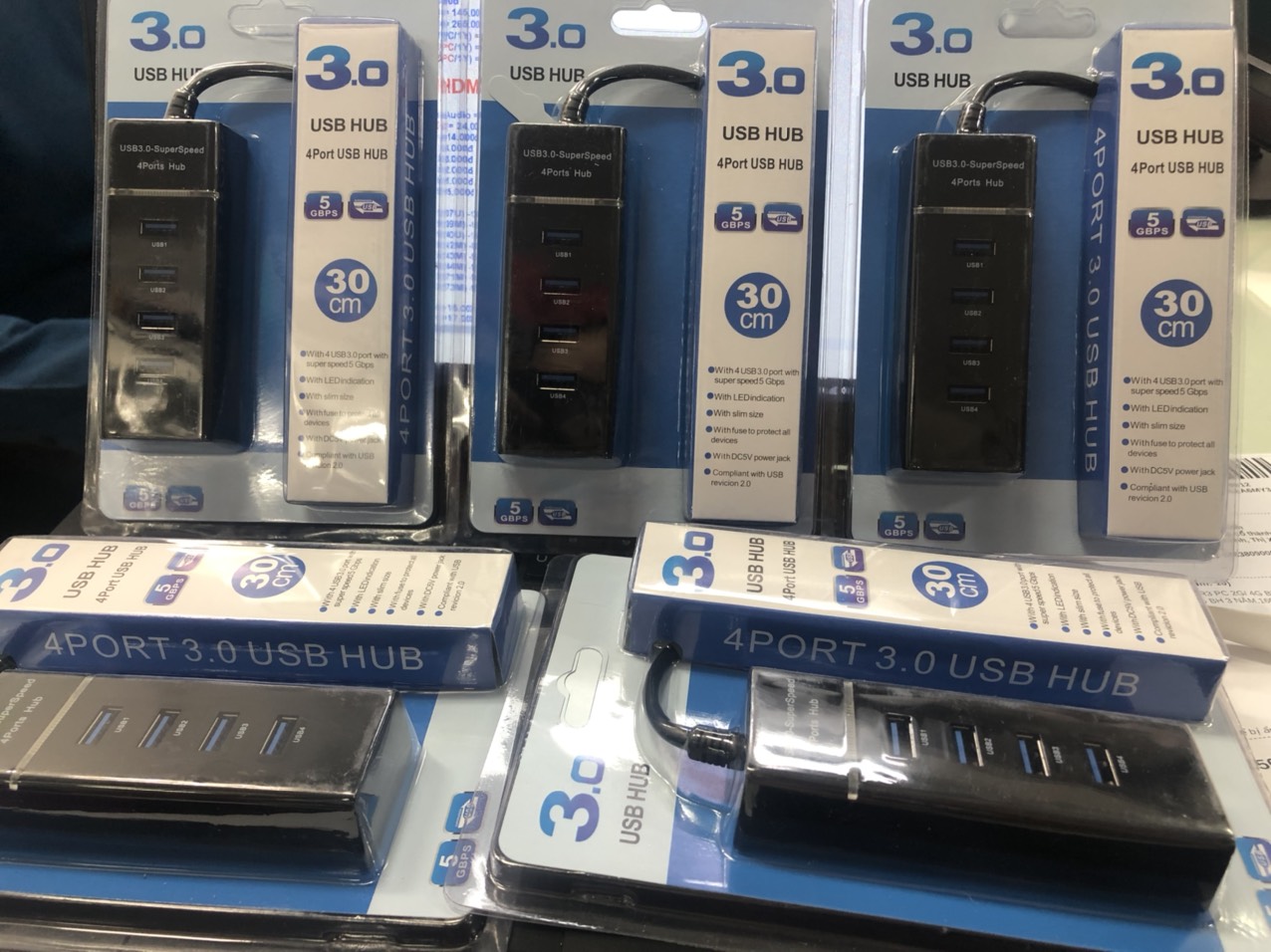 Hub Usb 4 Cổng Usb 3.0 Tốc Độ Cao- Loại Tốt