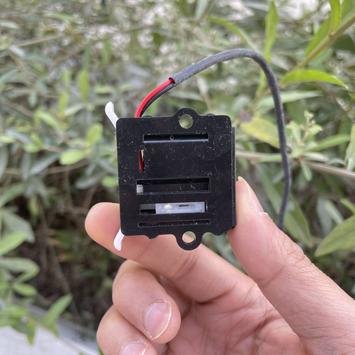 Động cơ giảm tốc thụt thò tự nghiên cứu cách sử dụng