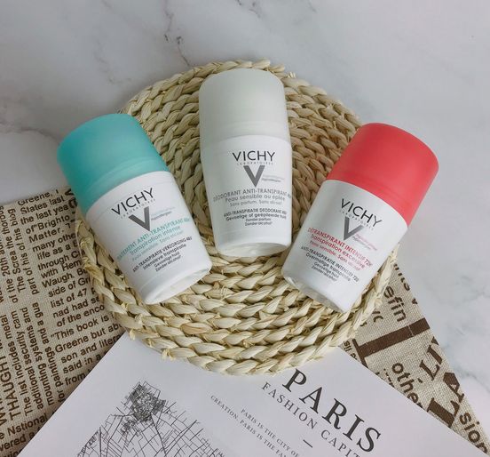 LĂN KHỬ MÙI VICHY