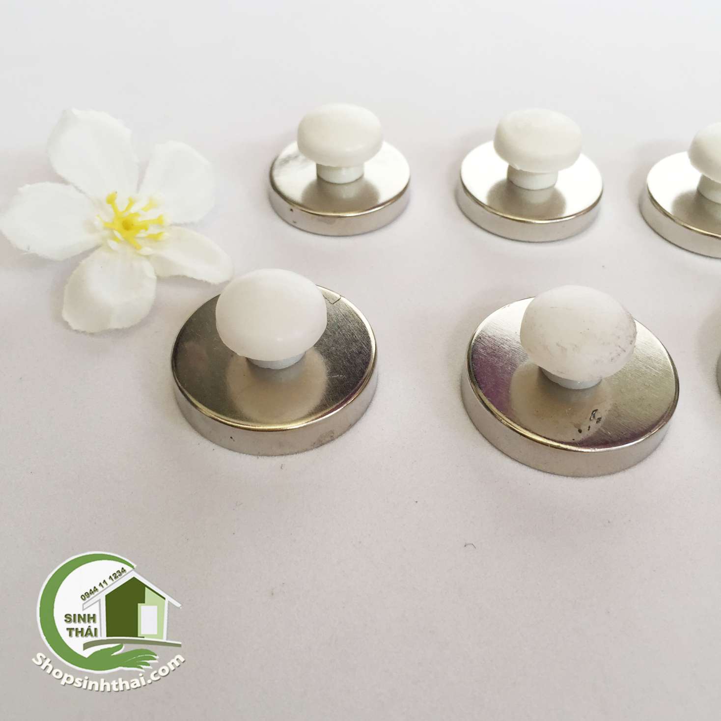 [HCM]Cục hít nam châm siêu bám dính - 1 cục