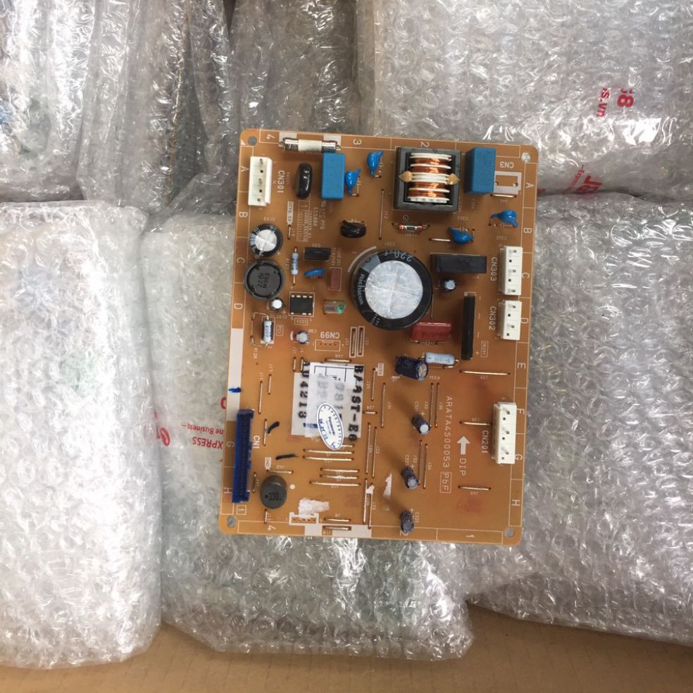 Bo mạch tủ lạnh Panasonic inverter , giắc 13