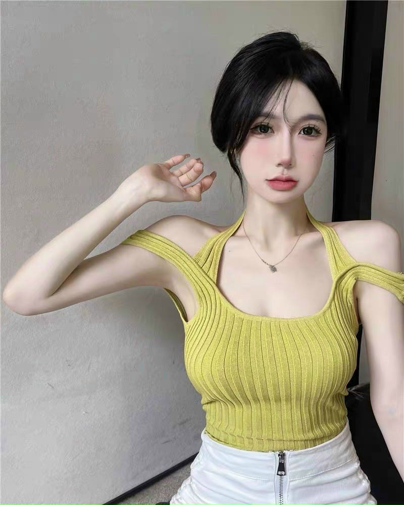 Áo thun nữ U mẫu mới cực kì hot M09.