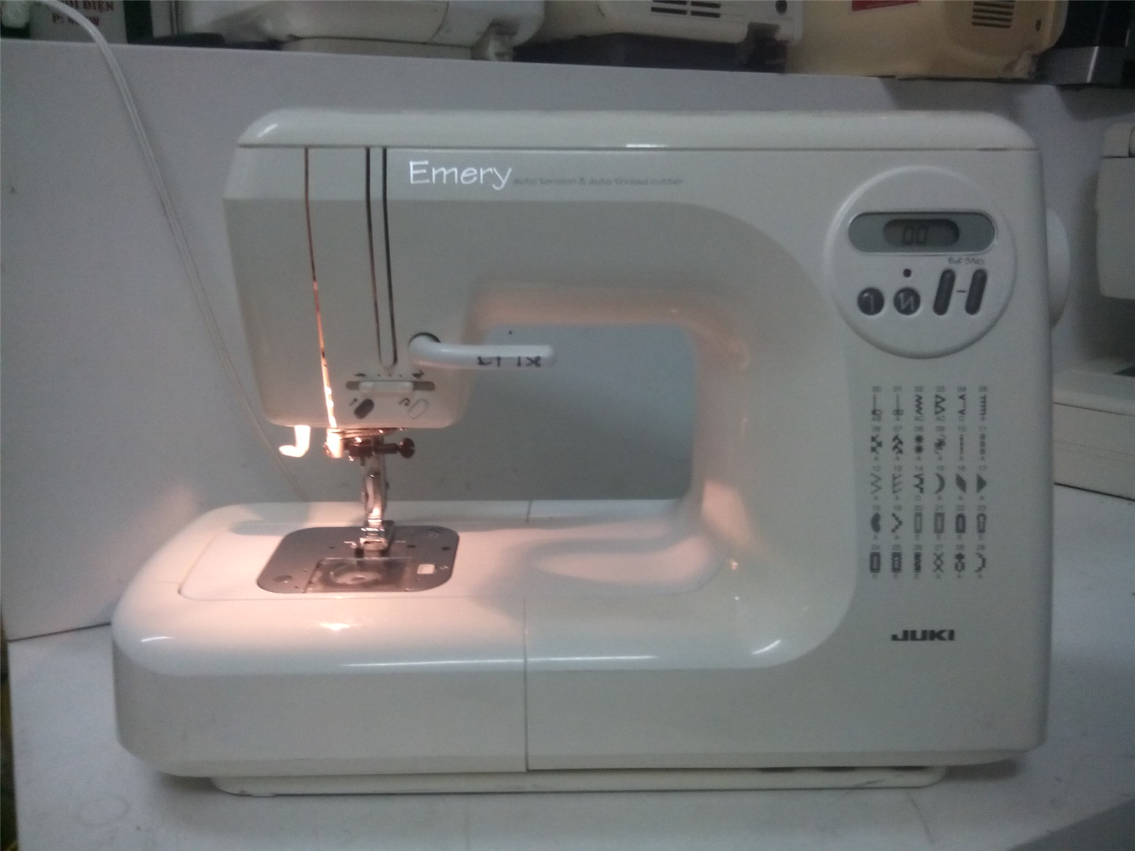 Máy may gia đình juki nhật bãi 0974867703