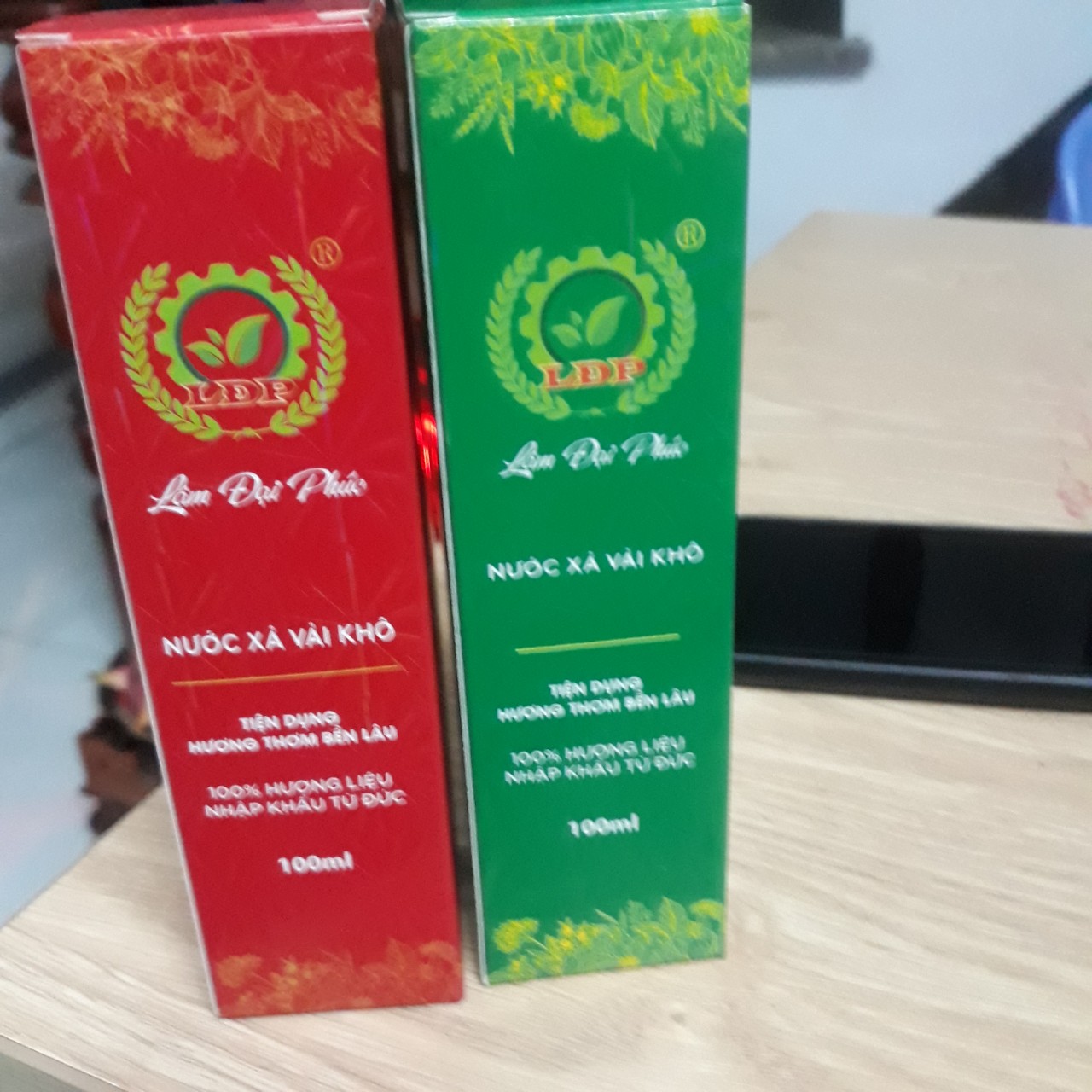 combo 2 chai xả vải khô hương comfor và domy LĐP