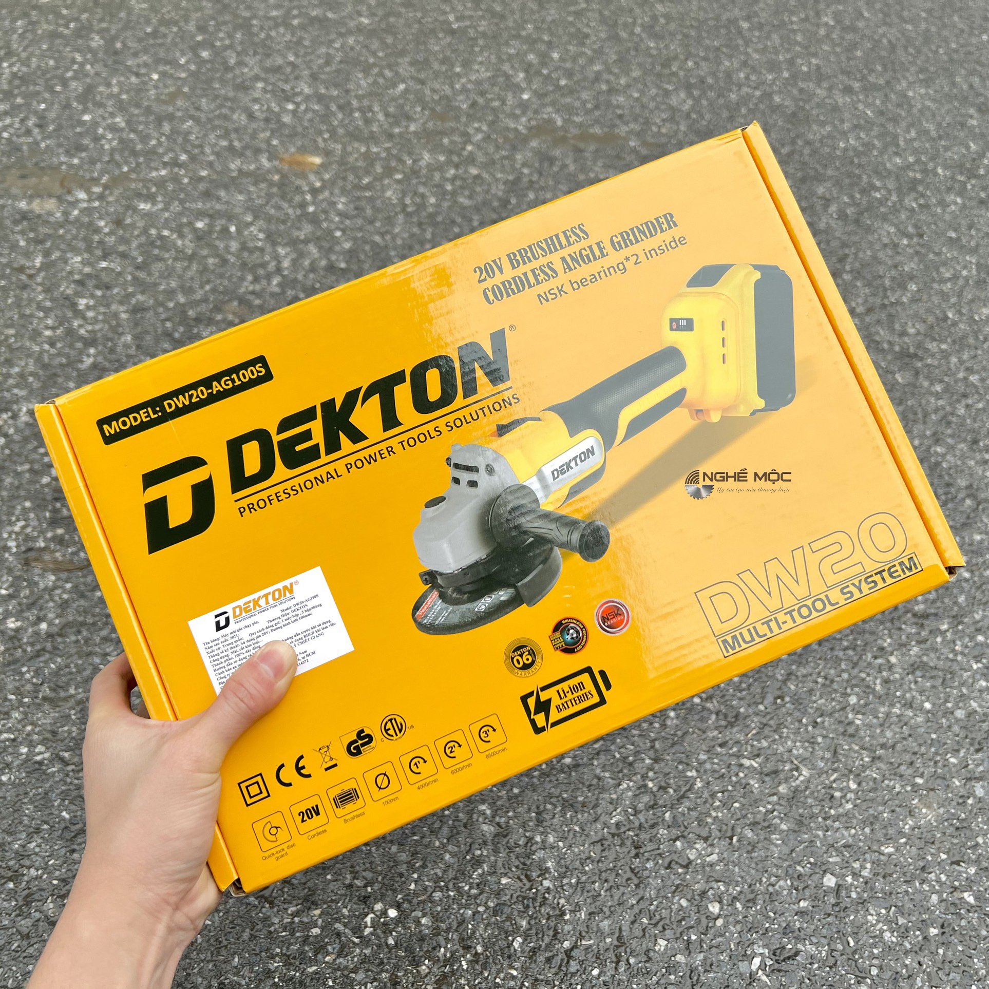 Máy Mài Góc Dekton D20 -AG100S (dùng được chân pin Dewalt)