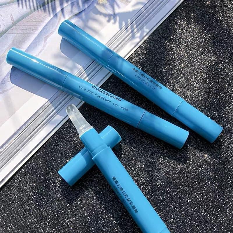 Gel khóa son môi giúp son bền màu