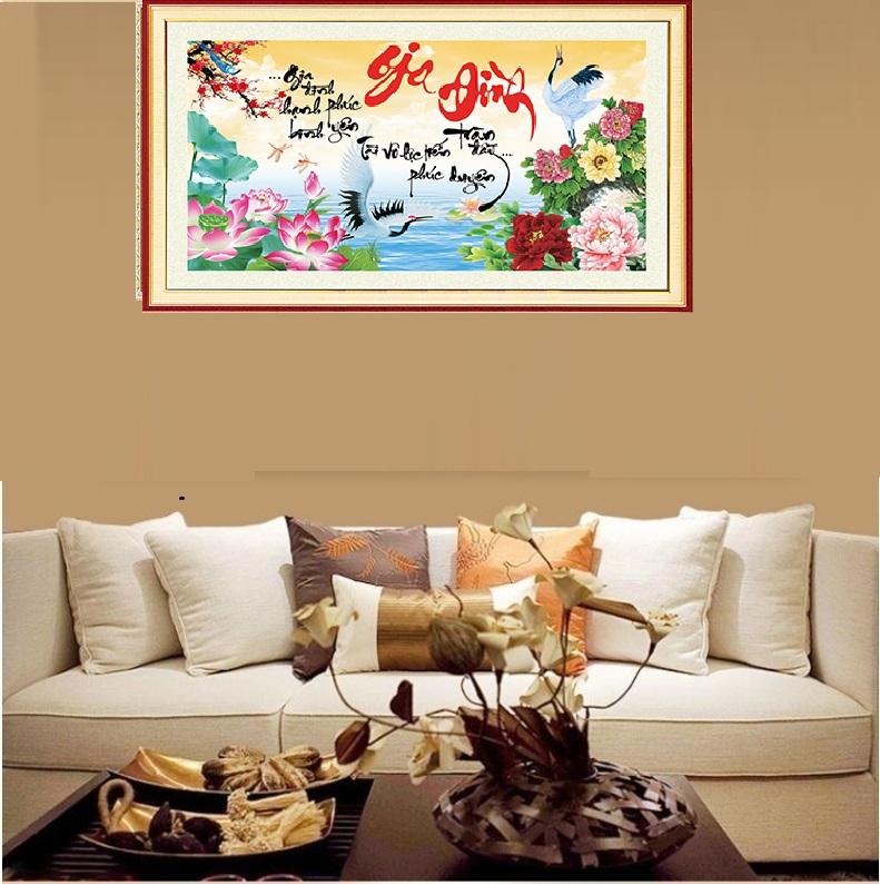 Tranh đính đá mẫu mới Gia Đình-KT: 77x45 Siêu Thị Tranh Thêu