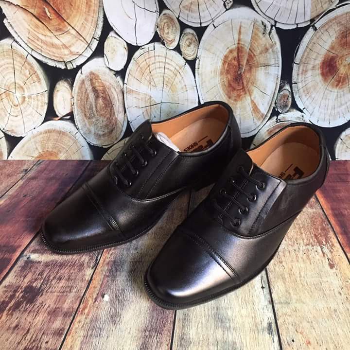 BÁO GIÁ GIẦY NAM SIÊU CẤP | Shopee Lazada Sendo Tiki mới nhất 4 Giầy Da Nam AROTI Dáng Tây Lười Chất Da Đẹp Cao Cấp Chống Thấm Nước, Đế Khâu Siêu Bền, Giúp Bảo Vệ Và Tăng Chiều Cao 2cm, Đi Cự Êm Chân Form Mọi Công Sở Lịch Lãm,Sang Trọng,M574 LZD1