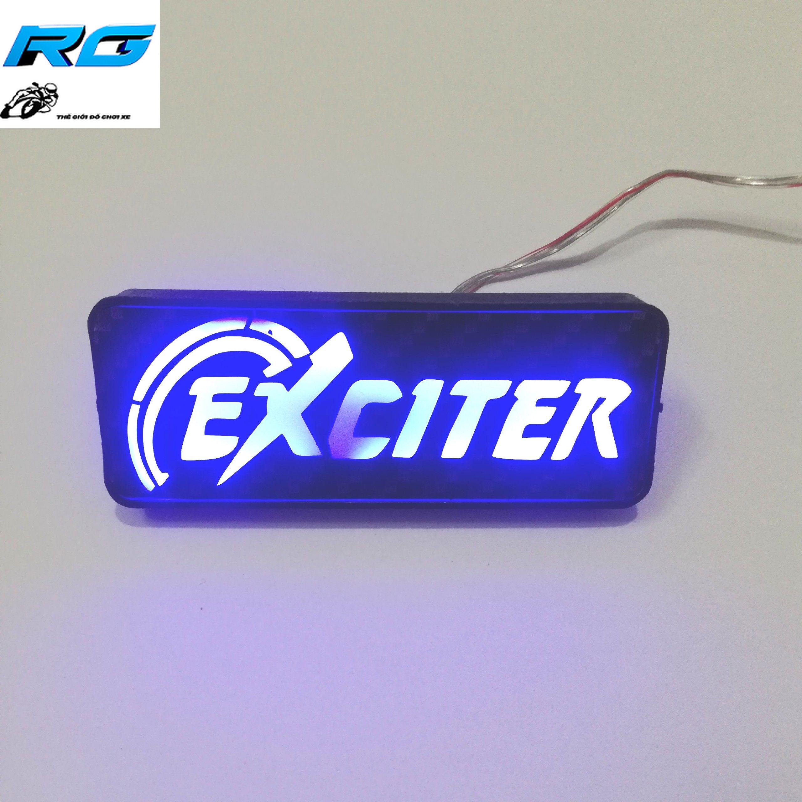 Chữ led gắn đuôi dè xe máy