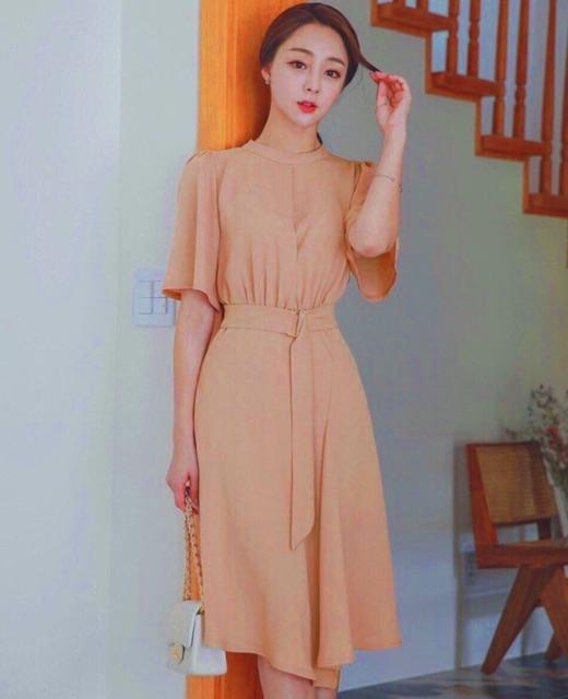 [HCM]Đầm kem cổ trụ thắt eo