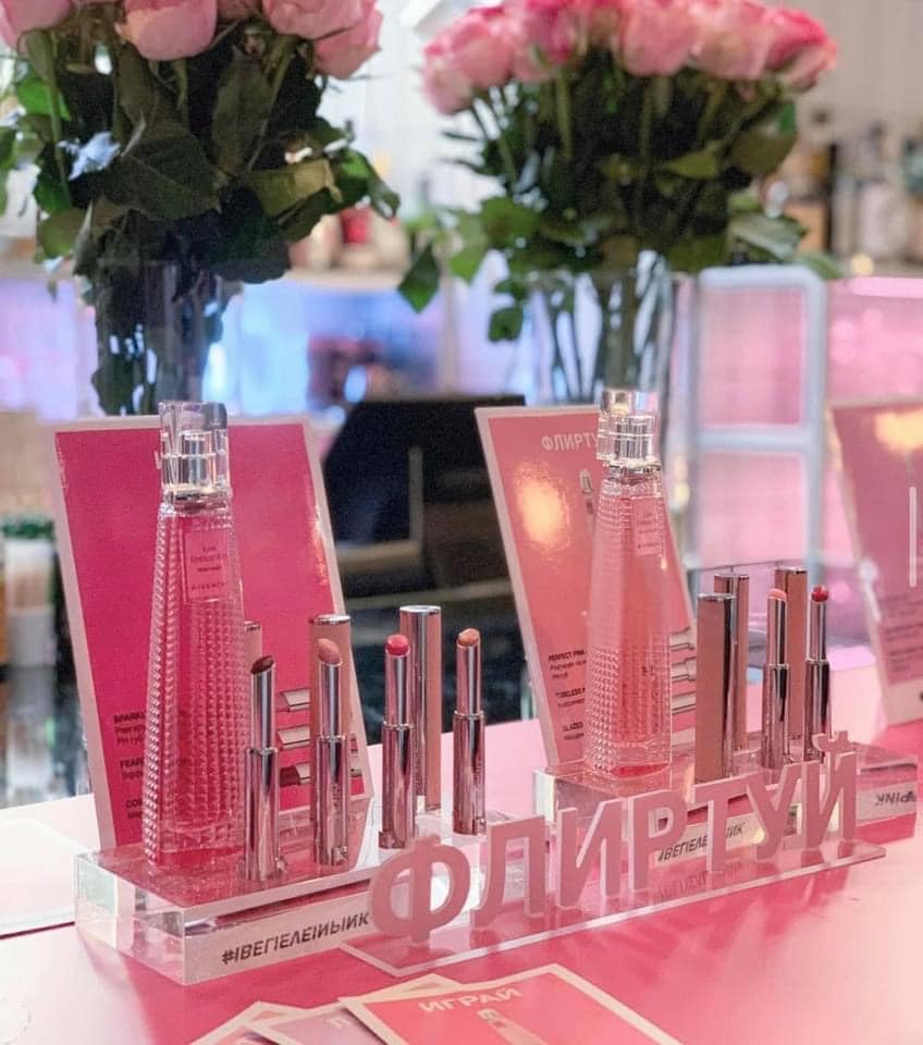 Nước Hoa Givenchy Live Irresistible Rosy Crush 75Ml