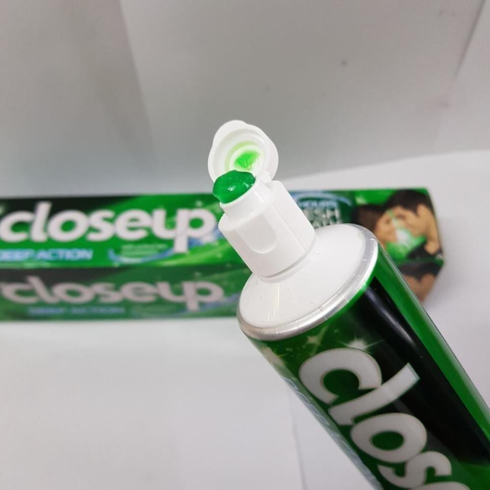 KEM ĐÁNH RĂNG CLOSEUP THÁI LAN 160GR