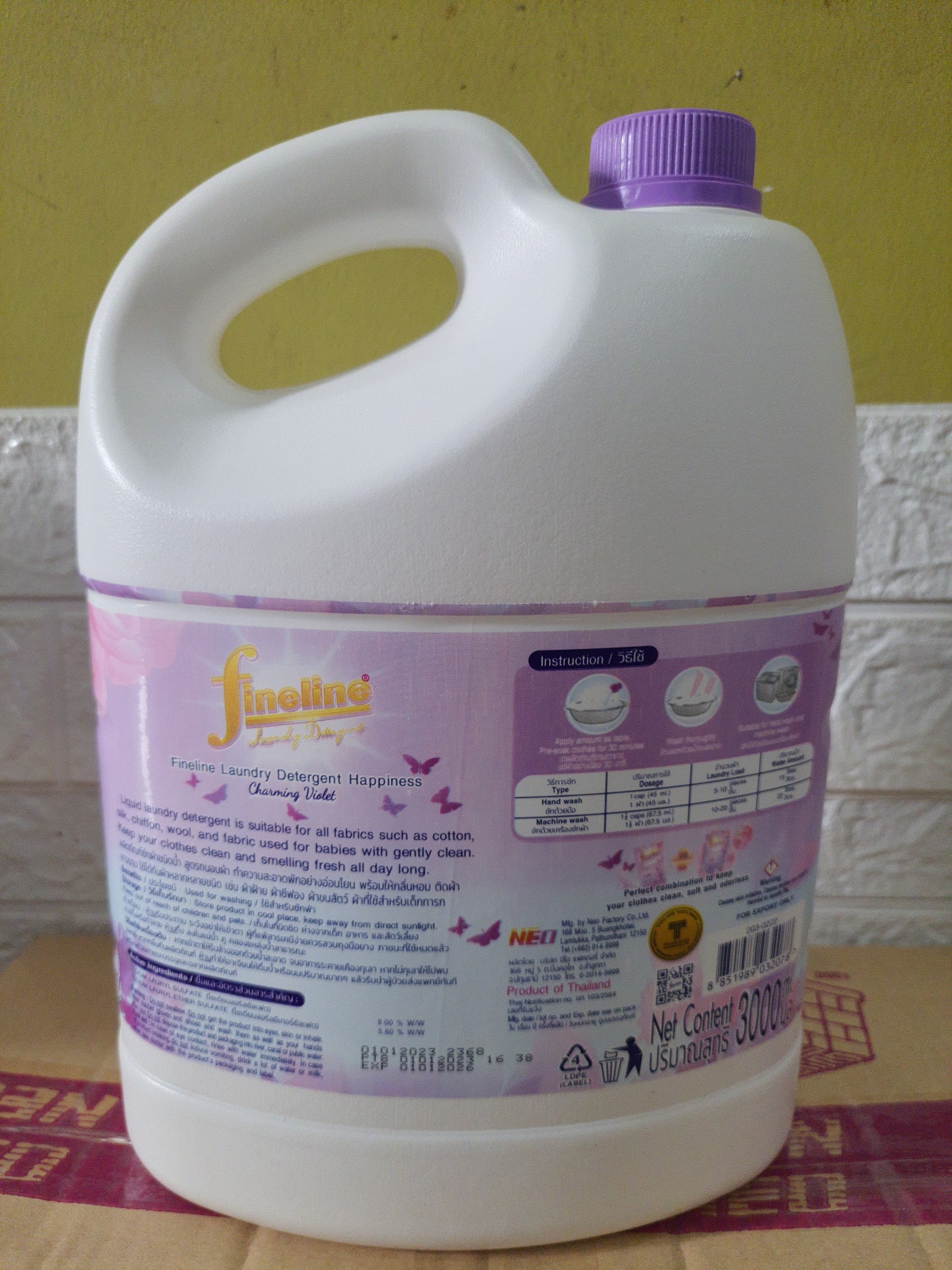 Nước Giặt Xả Thái Lan FineLine Hương Charming Violet
