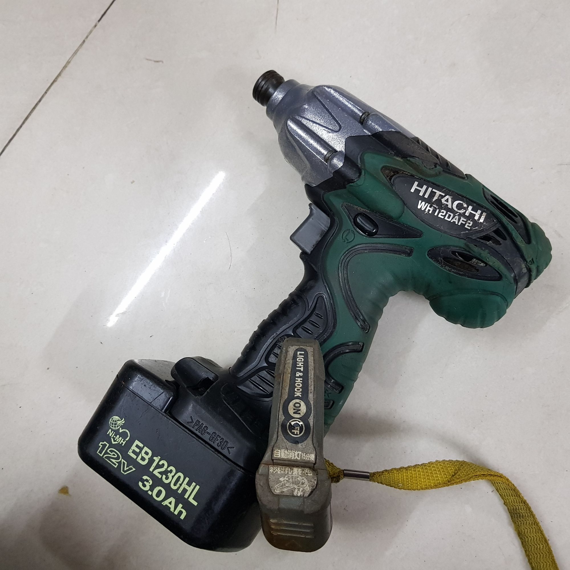 Máy bắn vít Hitachi nội địa Nhật