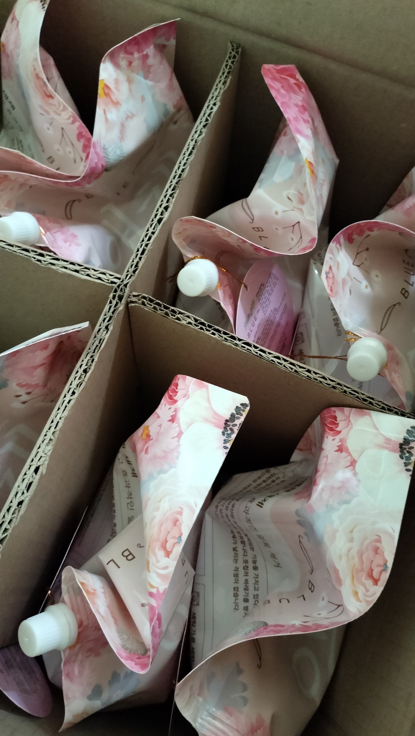 Nước giặt BLUE Premium Hàn Quốc túi 2kg