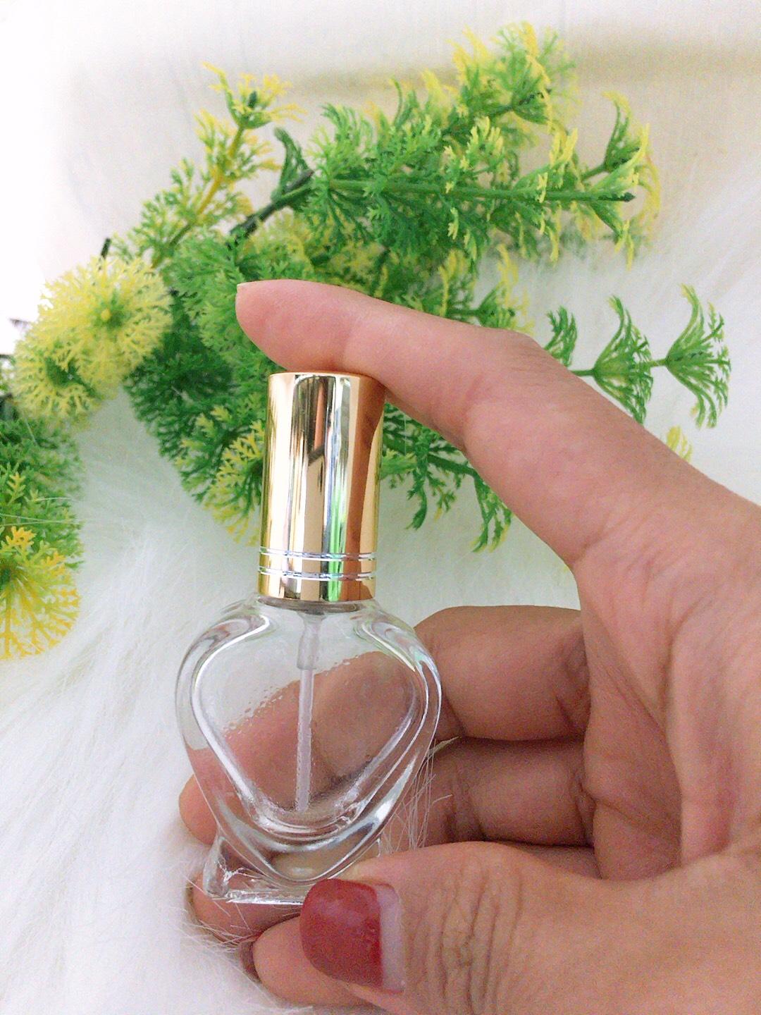 COMBO 30 CHAI CHIẾT - ĐỰNG NƯỚC HOA HÌNH TRÁI TIM 10ML