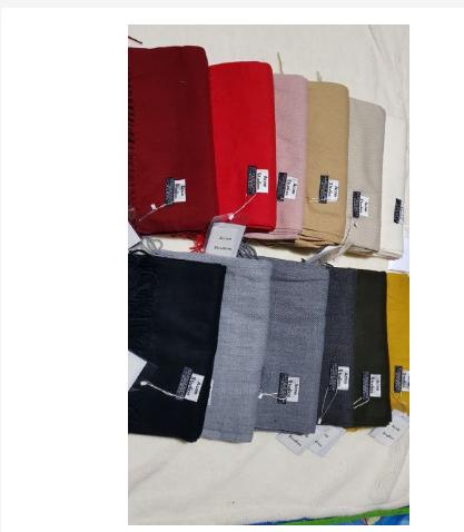 Khăn Acne Studios len xù made in ITALY