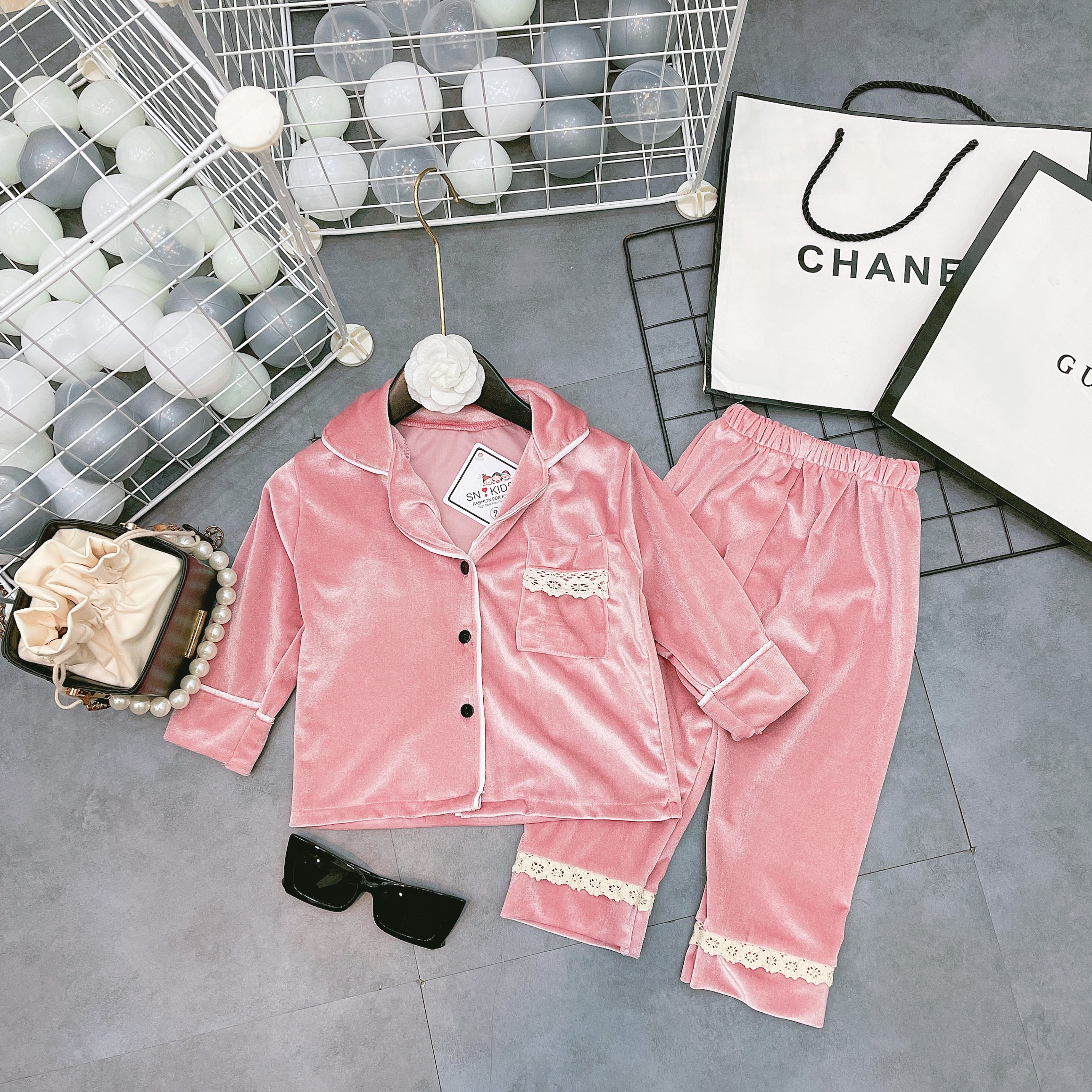 Bộ Pijama nhung cho bé gái