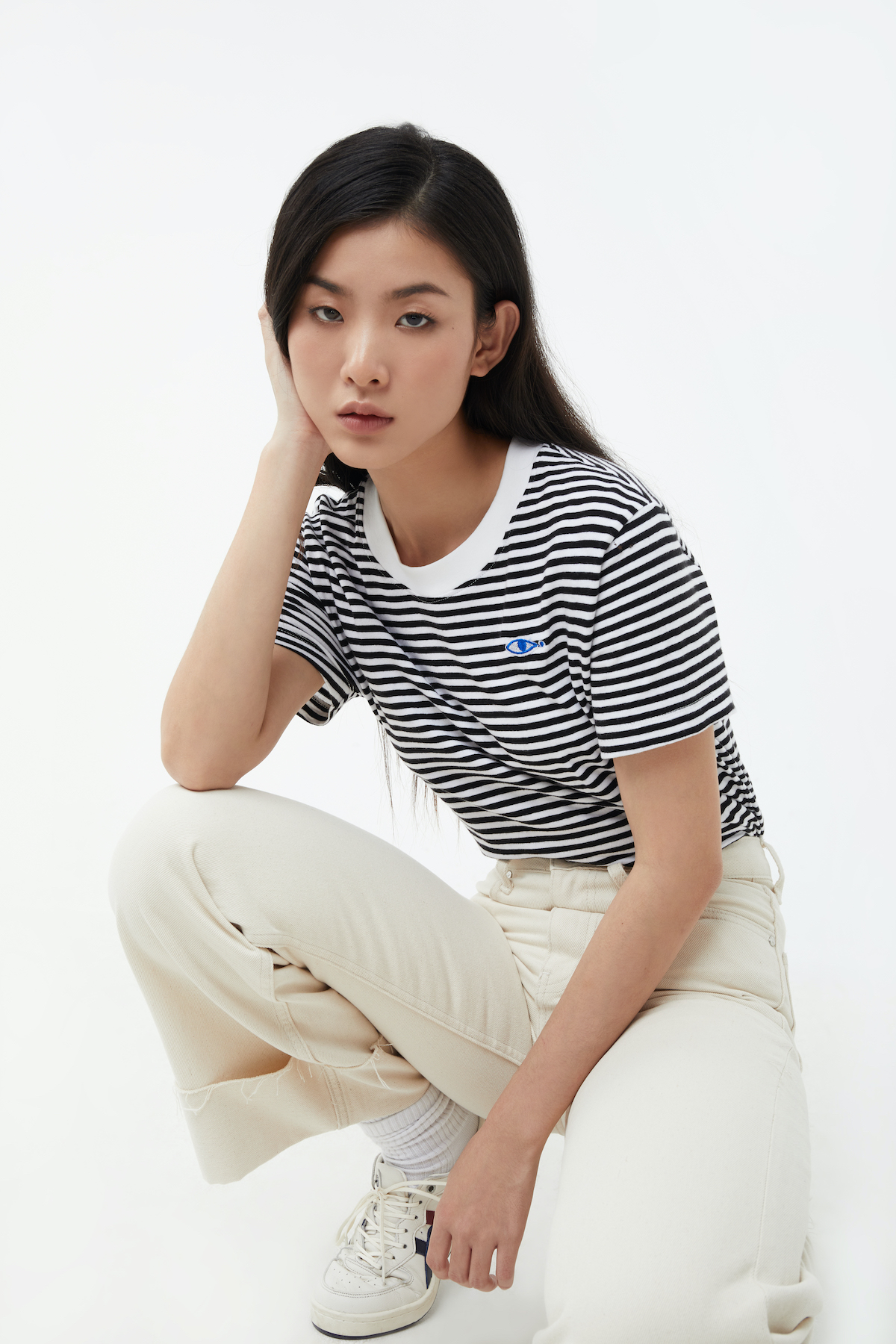 TheBlueTshirt - Áo Thun Tay Ngắn Hoạ Tiết Sọc Trắng Đen - No.4 Short Sleeve T - Black and White Stripe