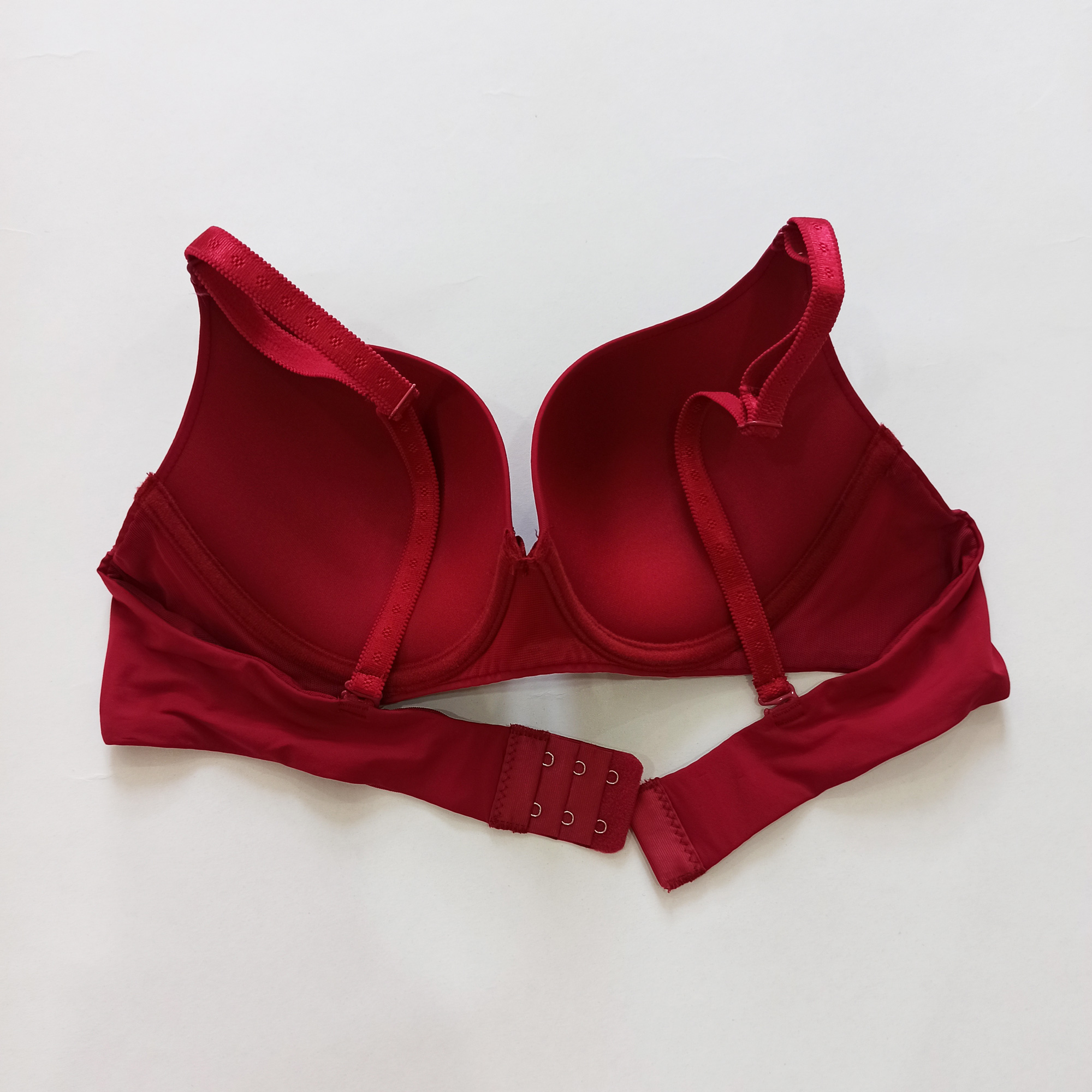 [HCM]Áo ngực trơn mút mỏng cúp chéo màu đỏ đô size 343638