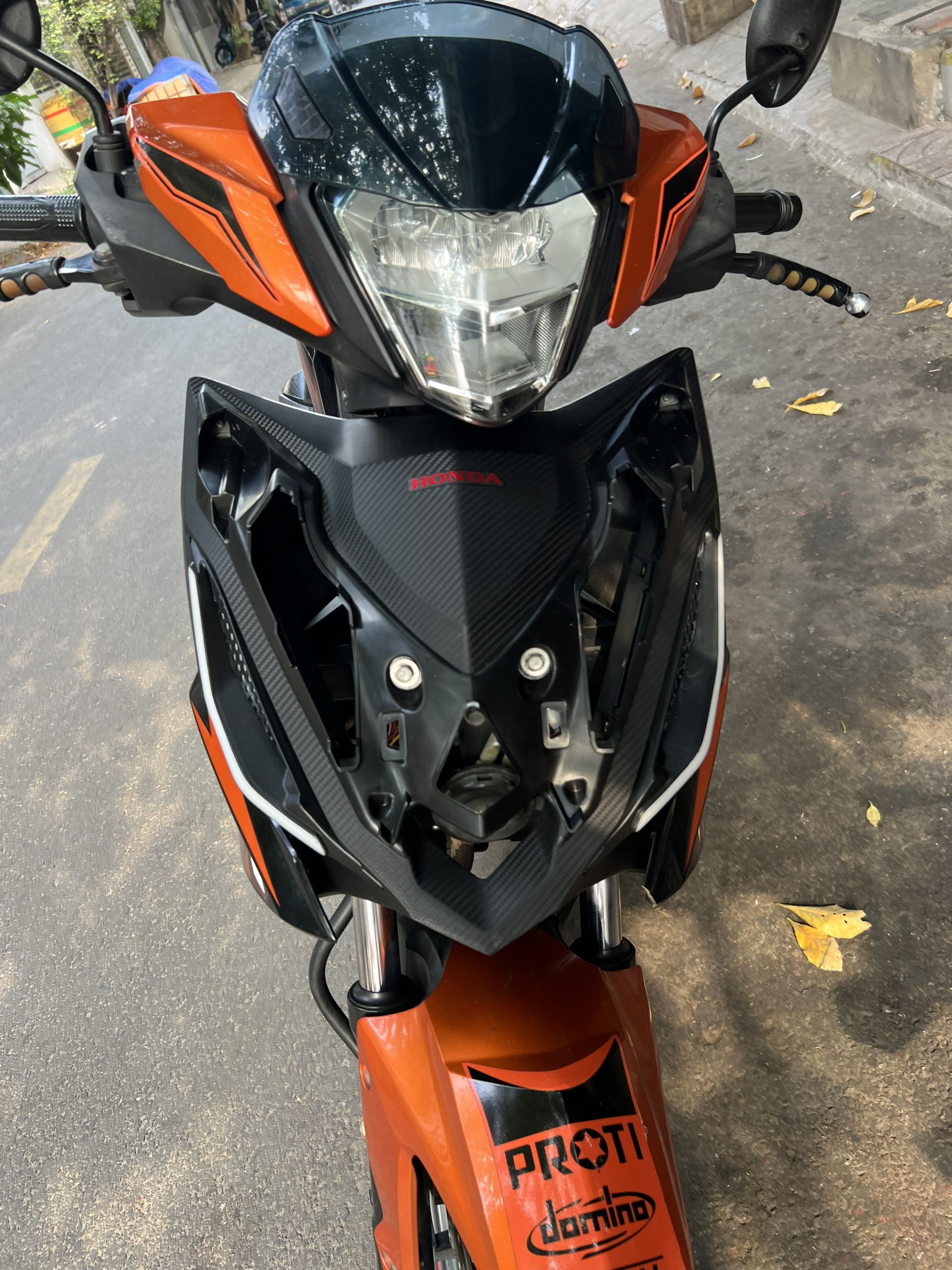 [HCM]MẶT NẠ ZIN NHỰA NHÁM ĐEN  WINNER V1