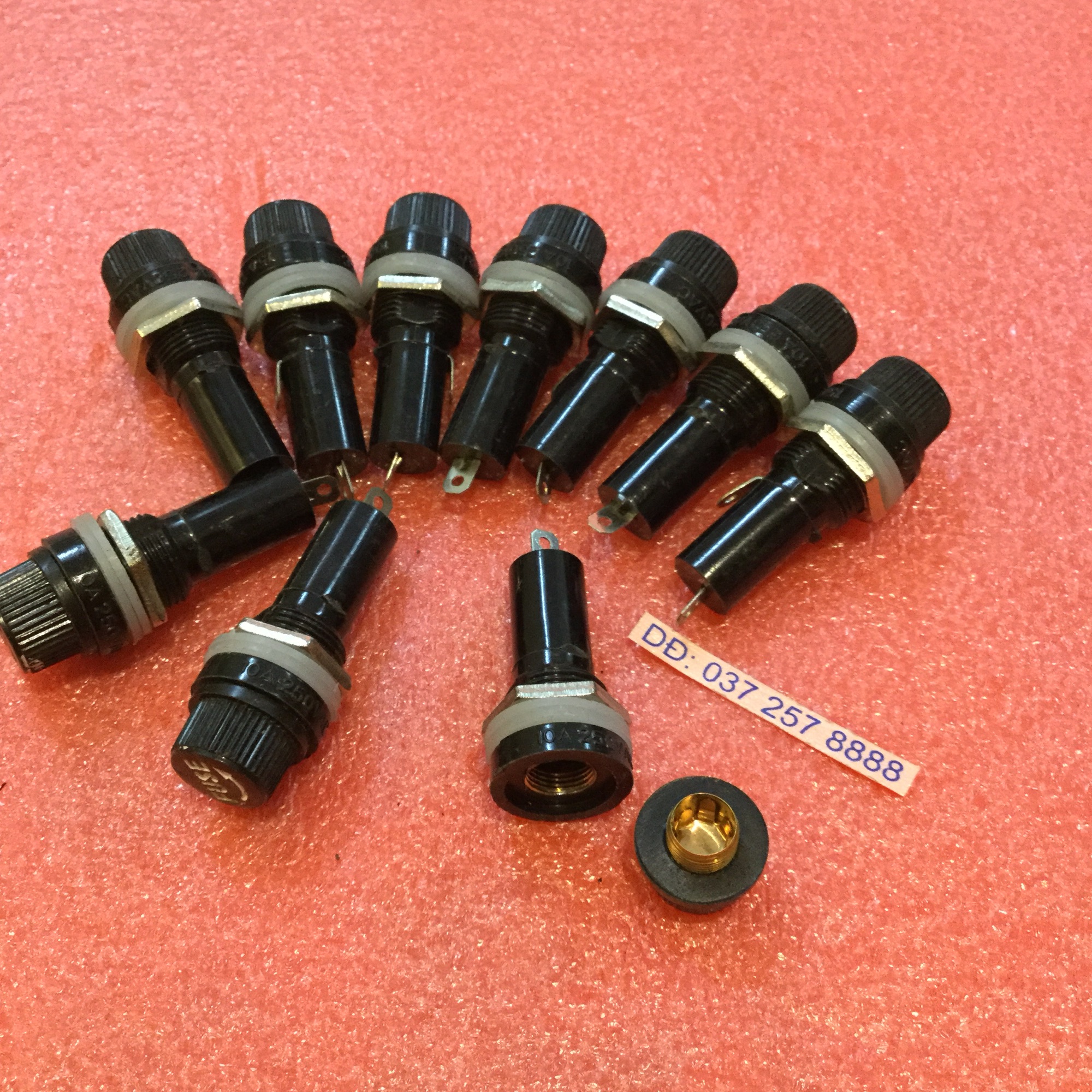 Vỏ cầu chì loại 6x30 mm (10 chiếc)