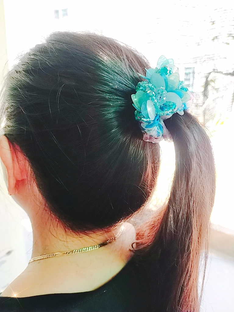 [HCM]Cột tóc scrunchies đính đá xinh xắn