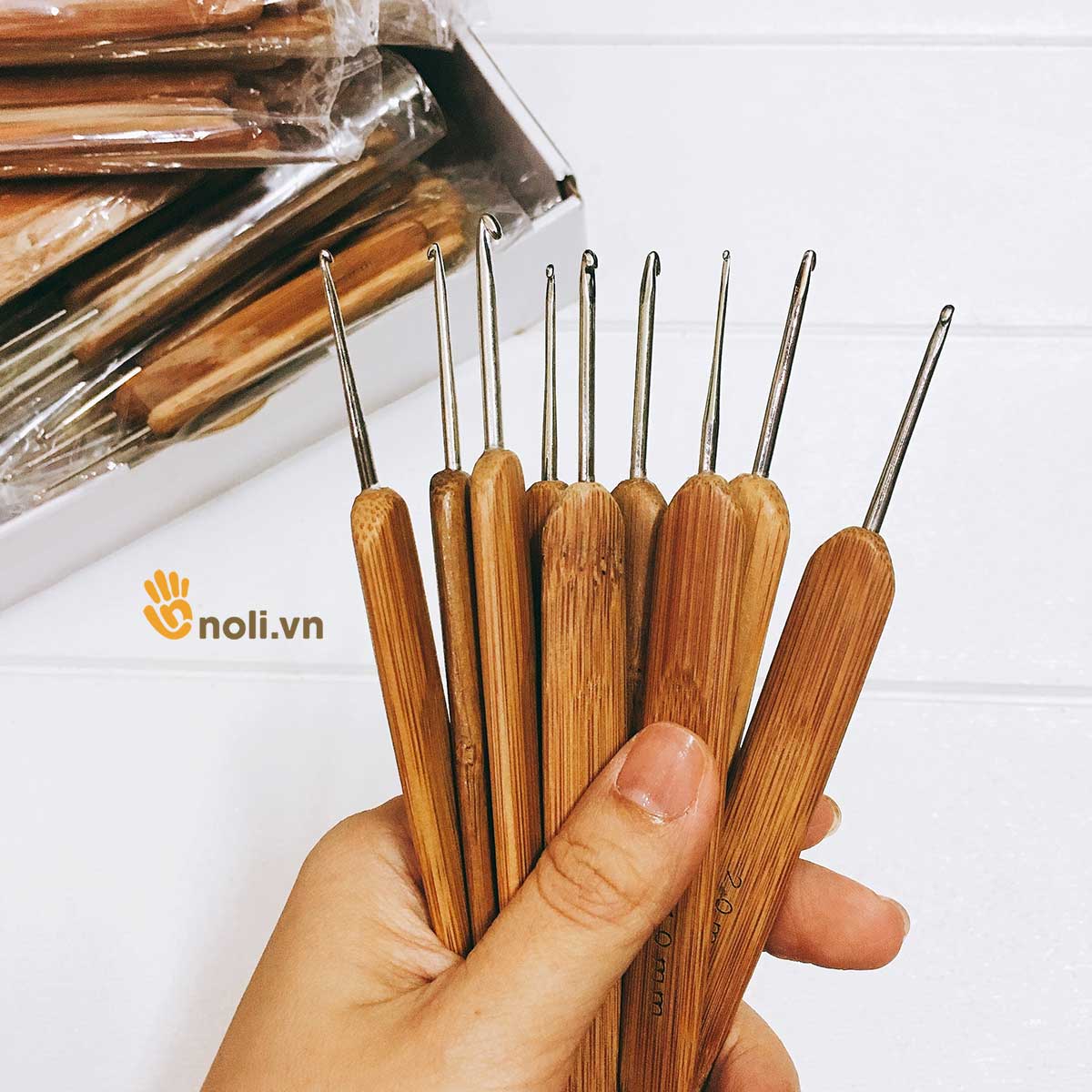 Set of 10 wooden crochet hooks-Yarn croche