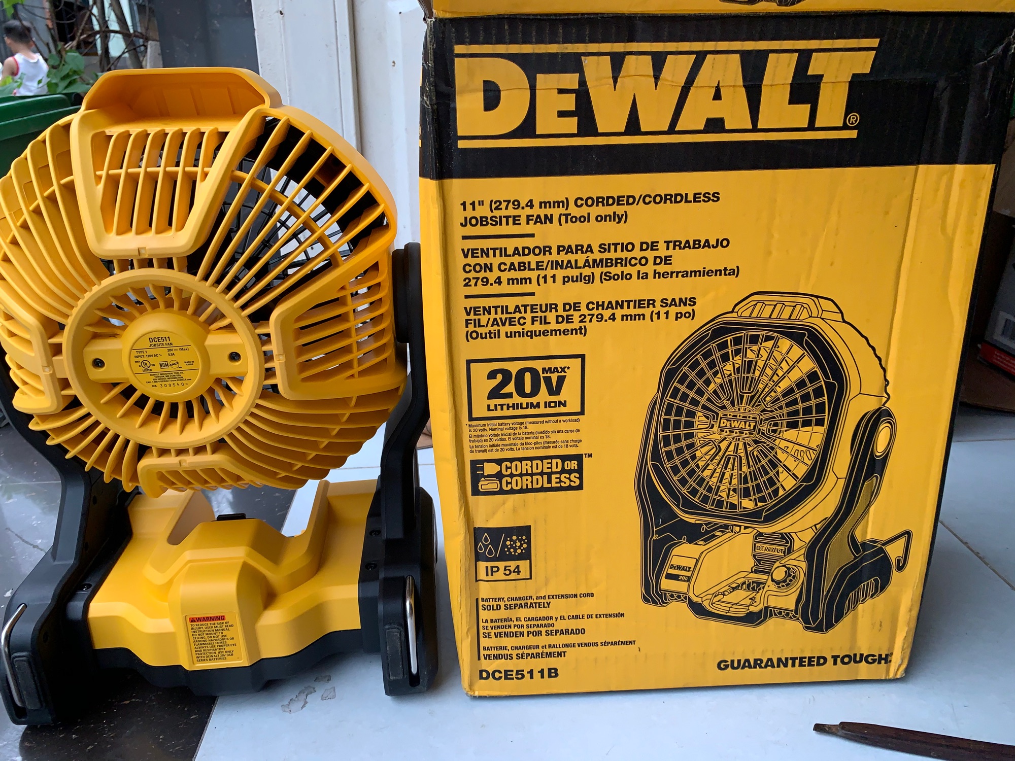 Quạt dewalt 511 thân máy hàng Mỹ về mới 100% sử dụng pin 18v