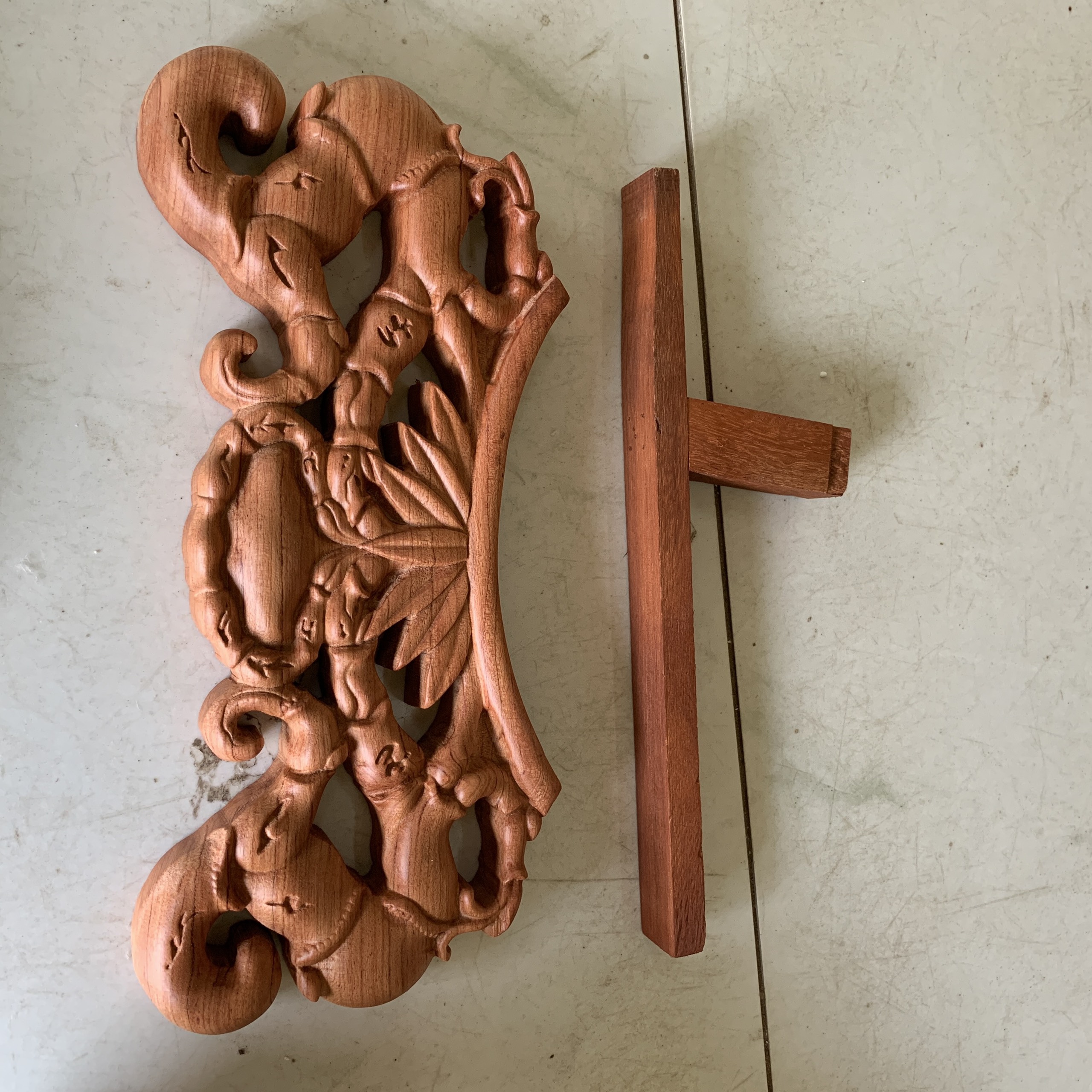 Tranh đĩa gỗ (mẫu chữ Tâm) đường kính 30 cm