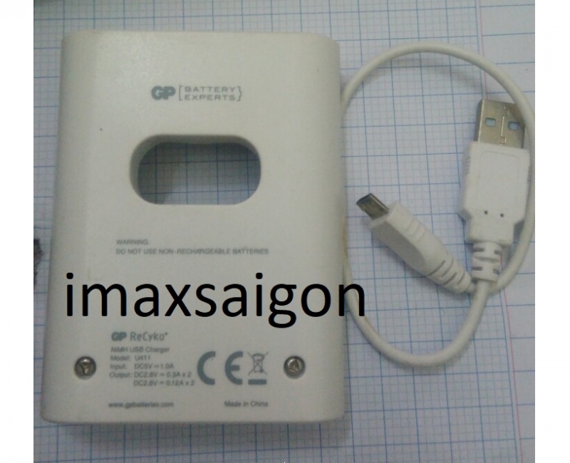 BỘ SẠC PIN GP RECYKO AA/AAA