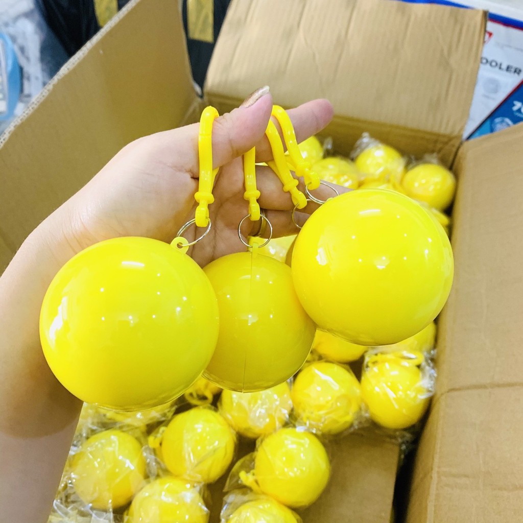 Áo mưa mini quả banh tiện dụng
