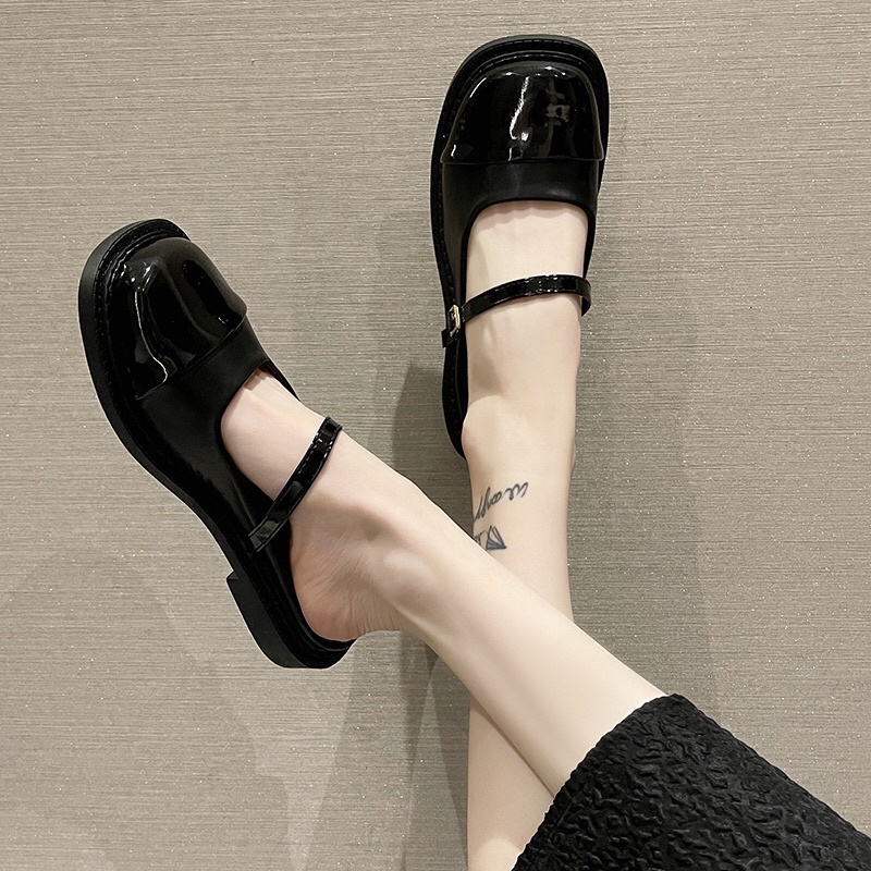 Giày Sục Đốc Mũi Vá 2 Màu Da Bóng WINDY BB-0203