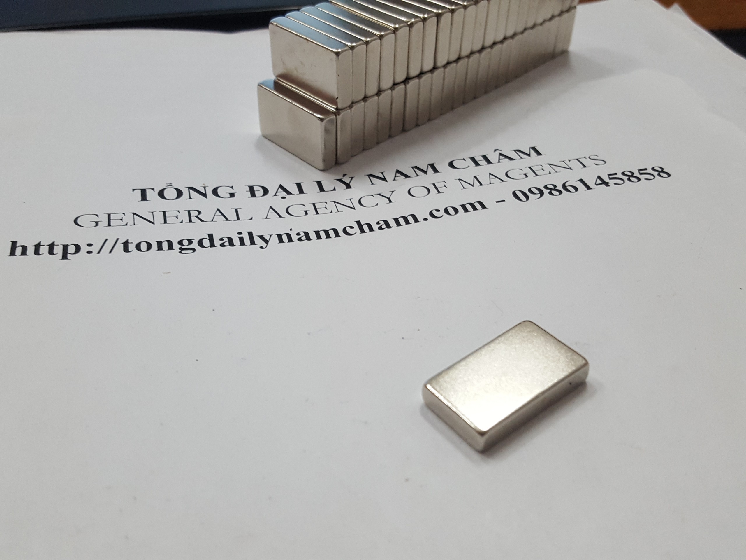 10 viên Nam châm trắng 25x15x5mm