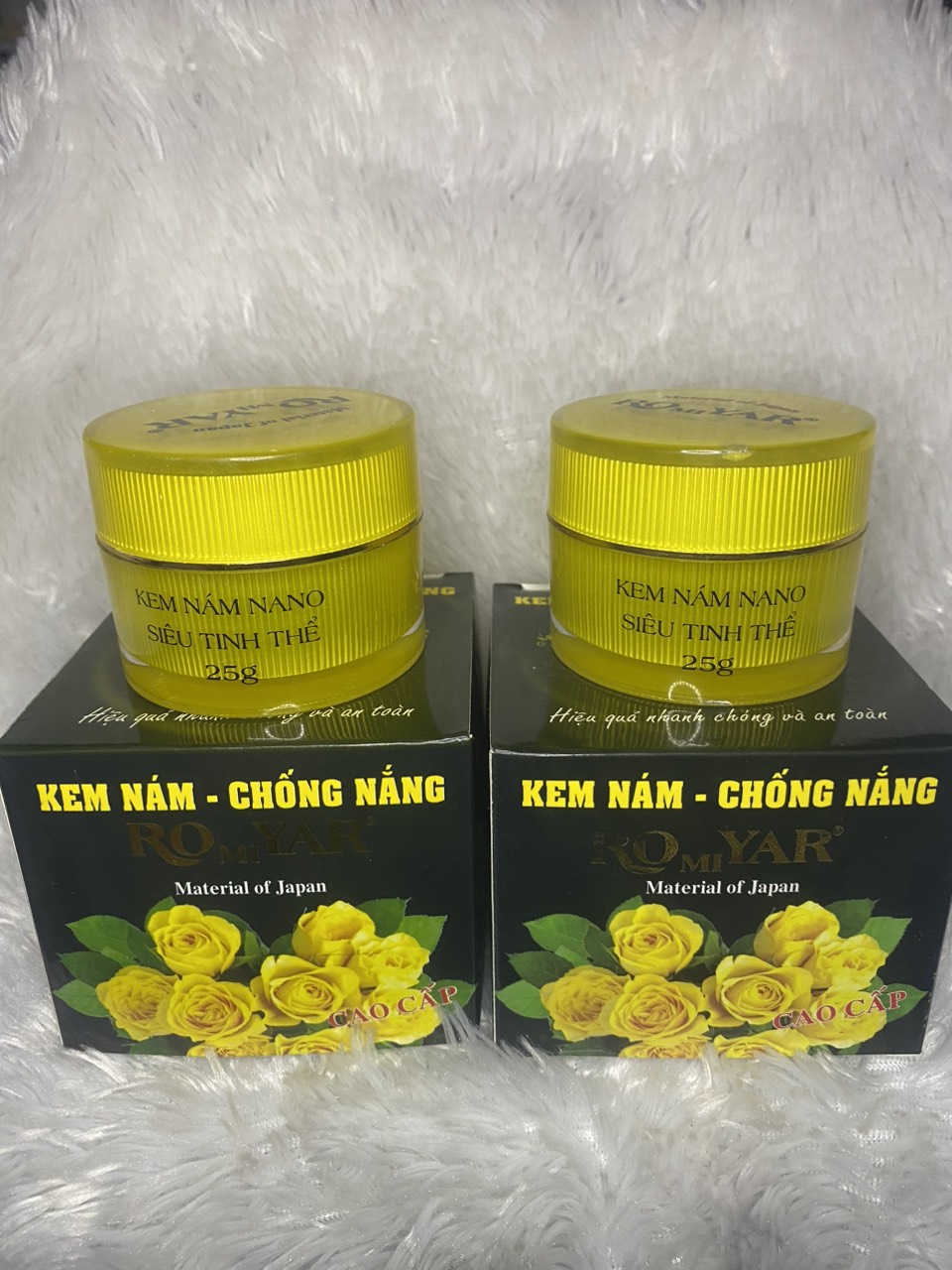 Kem Nám Vàng Chống Nắng 18g Romiyar (Mẫu Mới)