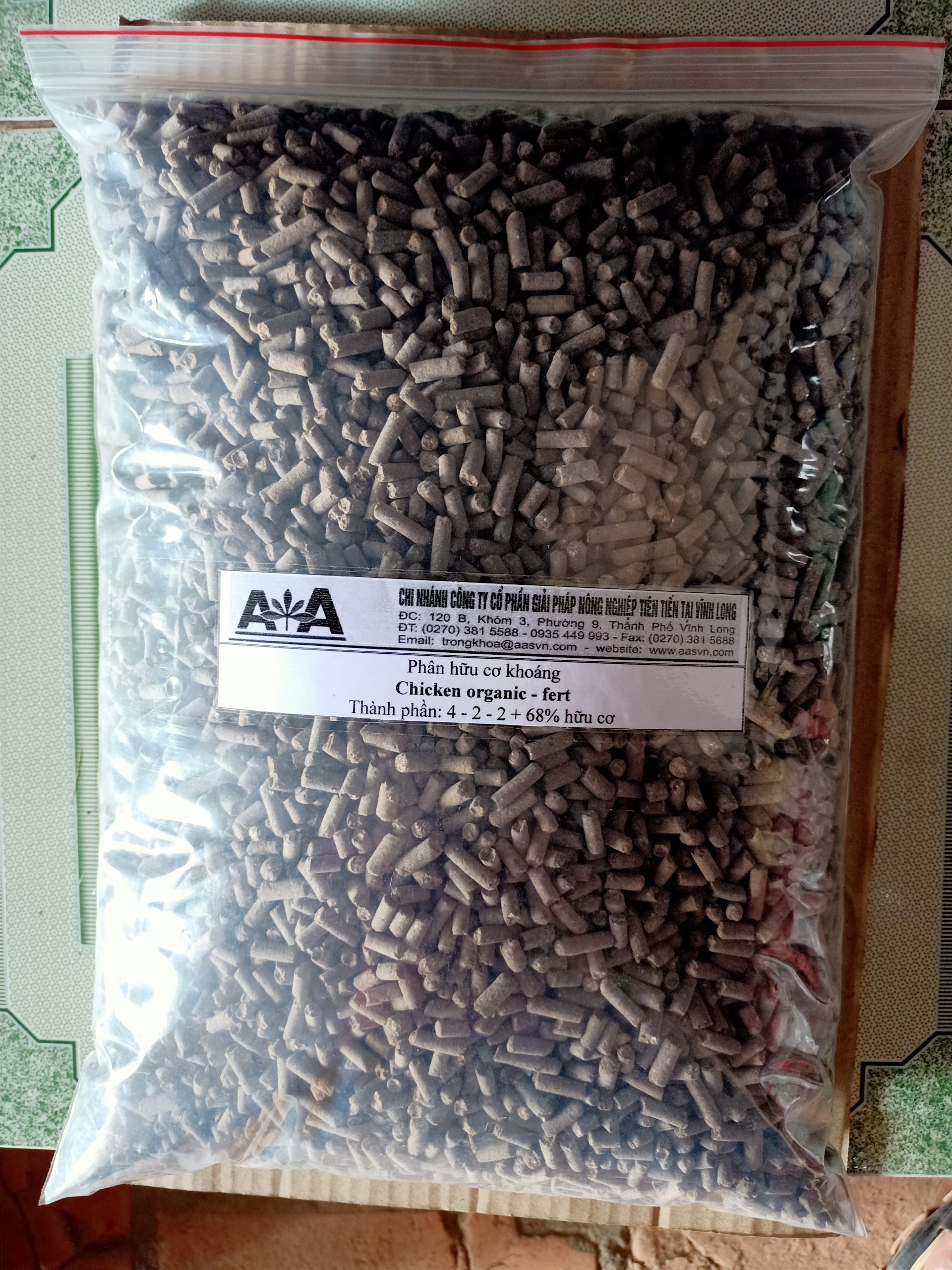 1kg Phân gà hữu cơ nhập khẩu từ Nhật Bản