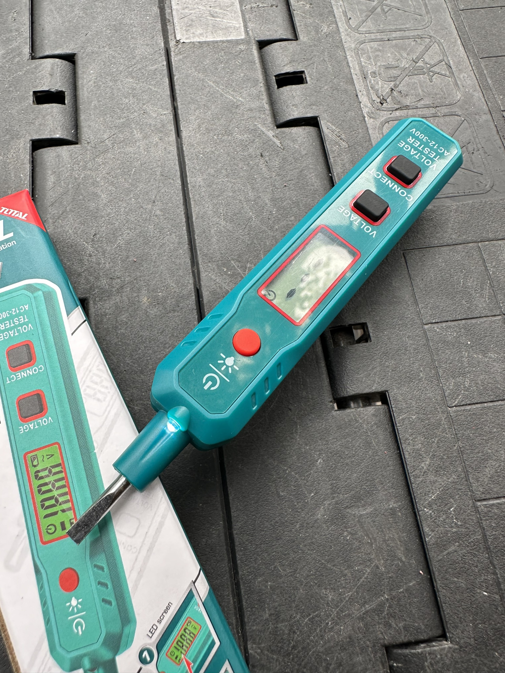 Bút Thử Điện AC 12-300V Total / THT2930021 /